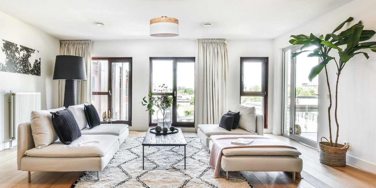 Lamps for low ceilings