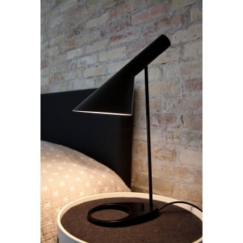 Louis Poulsen AJ Table Lamp black, 1-light source