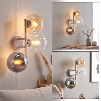 Modern Globe wall light Gastor with three glass shades in amber, smoke and clear